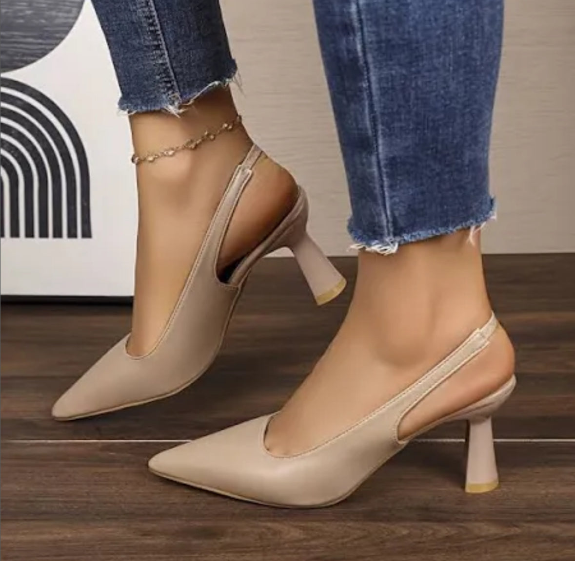 Medium heel